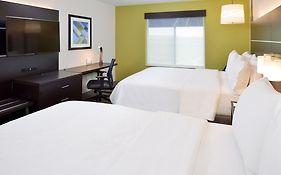 Holiday Inn Express & Suites Pueblo By Ihg
